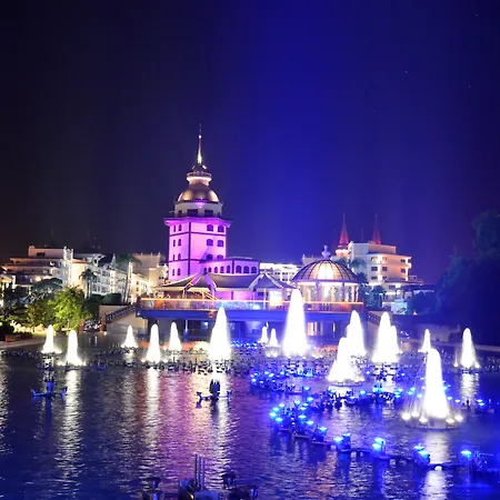 Titanic Mardan Palace Resort