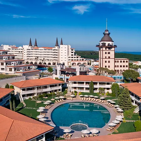 Titanic Mardan Palace 5*