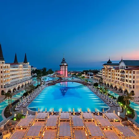 리조트 Mardan Palace