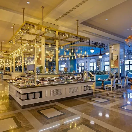 Titanic Mardan Palace 5*