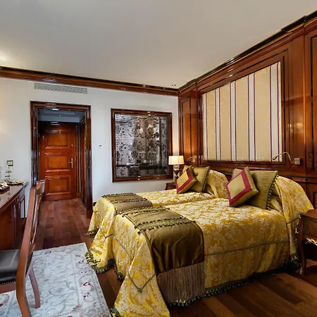 Mardan Palace 5* 安塔利亚