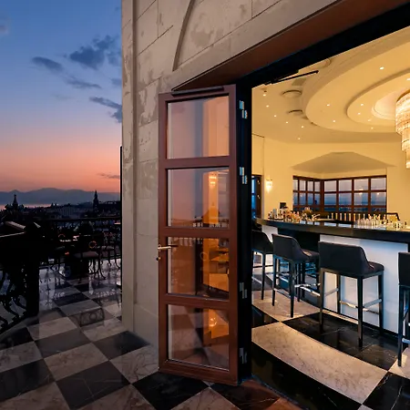 Titanic Mardan Palace 5*